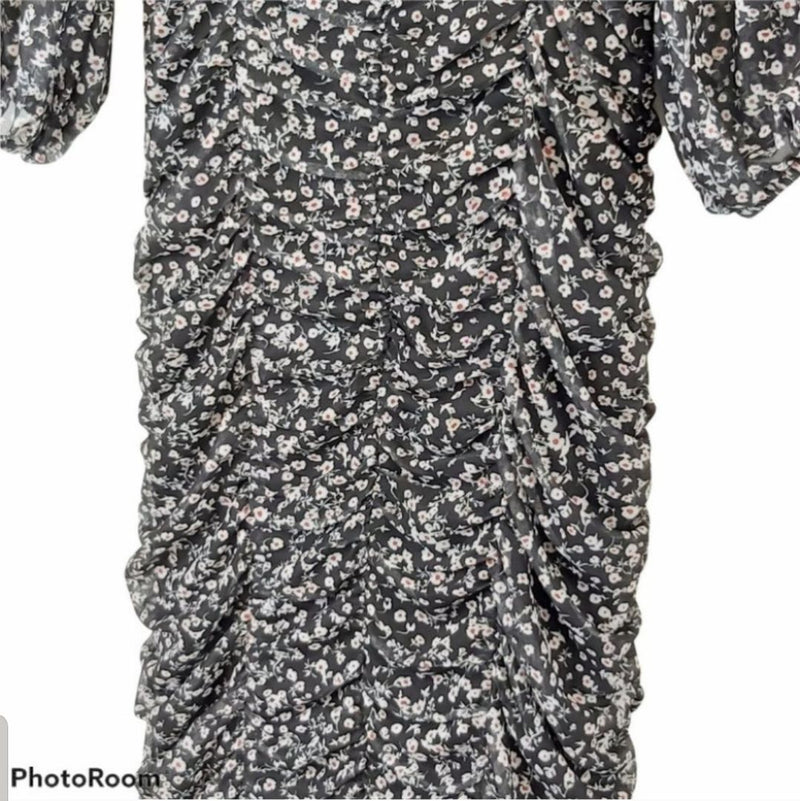 Load image into Gallery viewer, Dynamite Floral Ruched Puff Sleeve Dress, Medium
