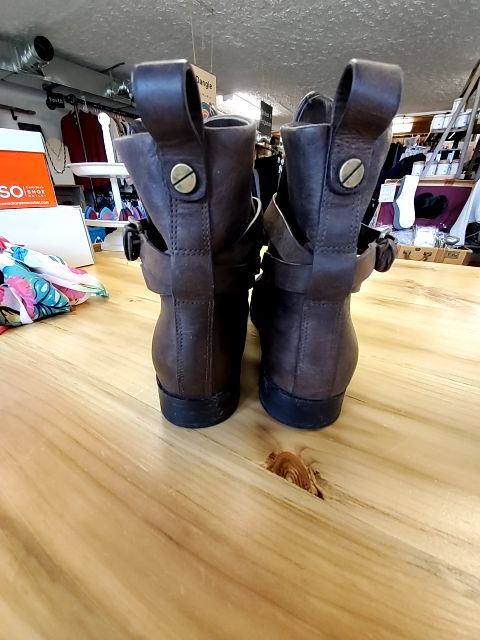 Michael Kors Vintage Leather ankle boot, 6.5