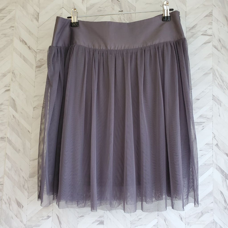 Load image into Gallery viewer, Motivi Tulle Skirt with Side Zip, sz Medium Grey
