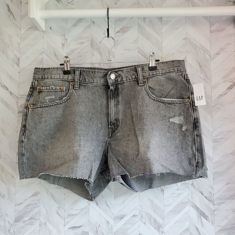 Load image into Gallery viewer, Gap *NEW Low Stride Shorts, Sz 14
